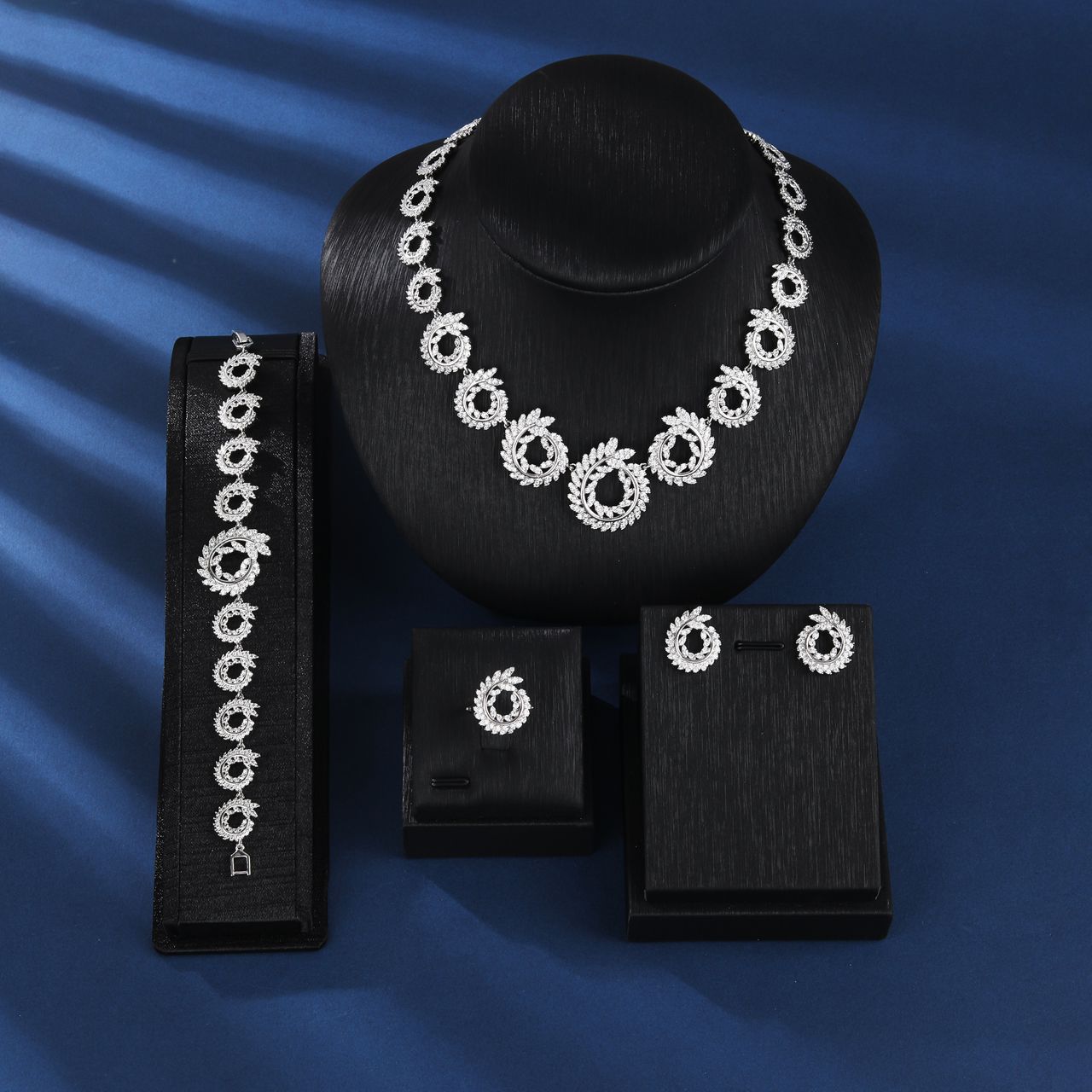 ENSEMBLE BIJOUX ECLATANTS EN ARGENT